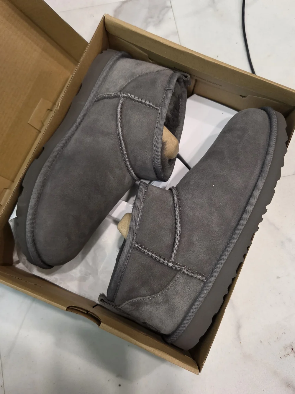 NWT! UGG Kids Classic Ultra Mini - Grey SIZE 6
